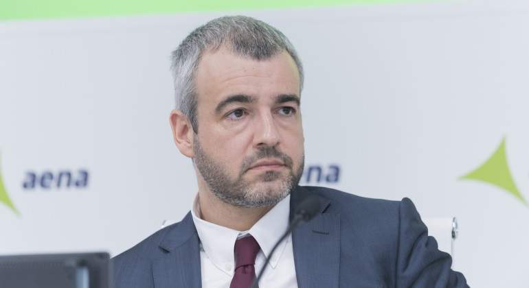 El Gobierno aprueba el DORA de Aena sin El Prat e impone una congelación de tasas