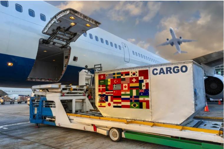 La crisis del transporte de mercancías se ha agravado tanto que algunas empresas están fletando aviones a casi 2 millones de euros por vuelo