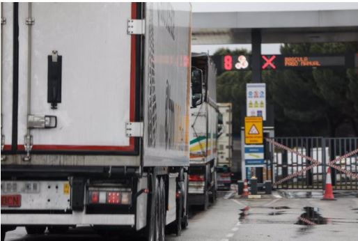 La patronal del transporte por carretera se moviliza ante el “grave peligro” que cree que sufre el sector