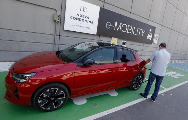 España rectifica ante Bruselas y acelera para aprobar la ley del coche eléctrico