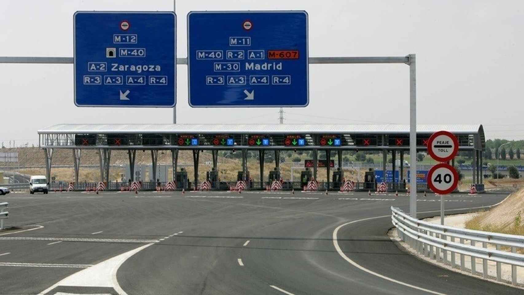 Transportes se compromete a no implantar el pago por uso en carreteras sin consenso con los transportistas