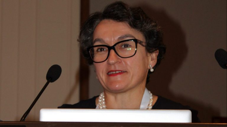 Inditex ficha a la directora de Explotación de Puertos del Estado