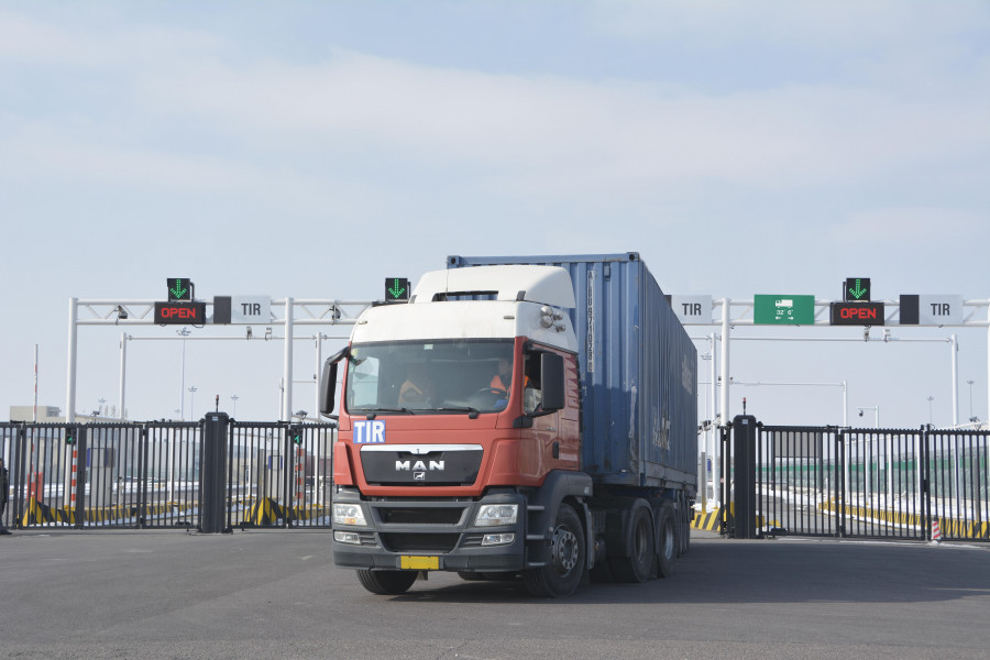 Las diez medidas de ASTIC para atraer a conductores profesionales al transporte terrestre de mercancías