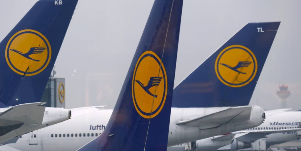 El sector aéreo se divide ante Bruselas por la posible revisión de la normativa de ‘slots’