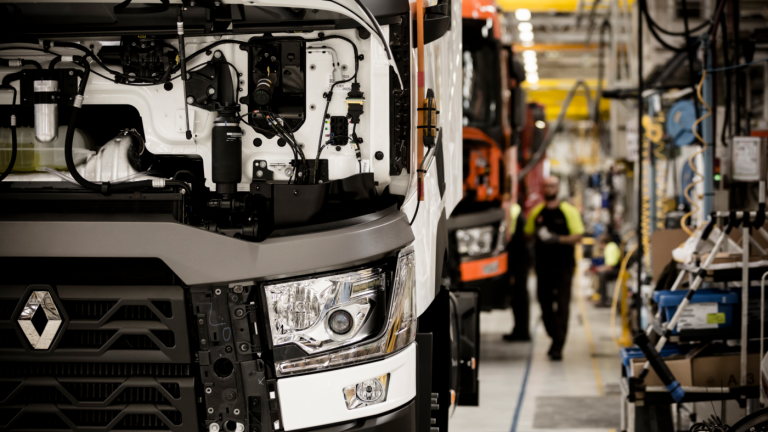 La automoción española salva la cifra de dos millones de unidades fabricadas en 2021