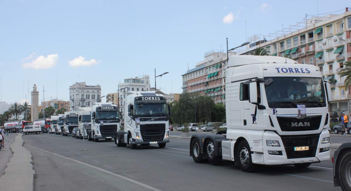 El transporte por carretera alerta de la falta de alternativa al diésel en 20 años