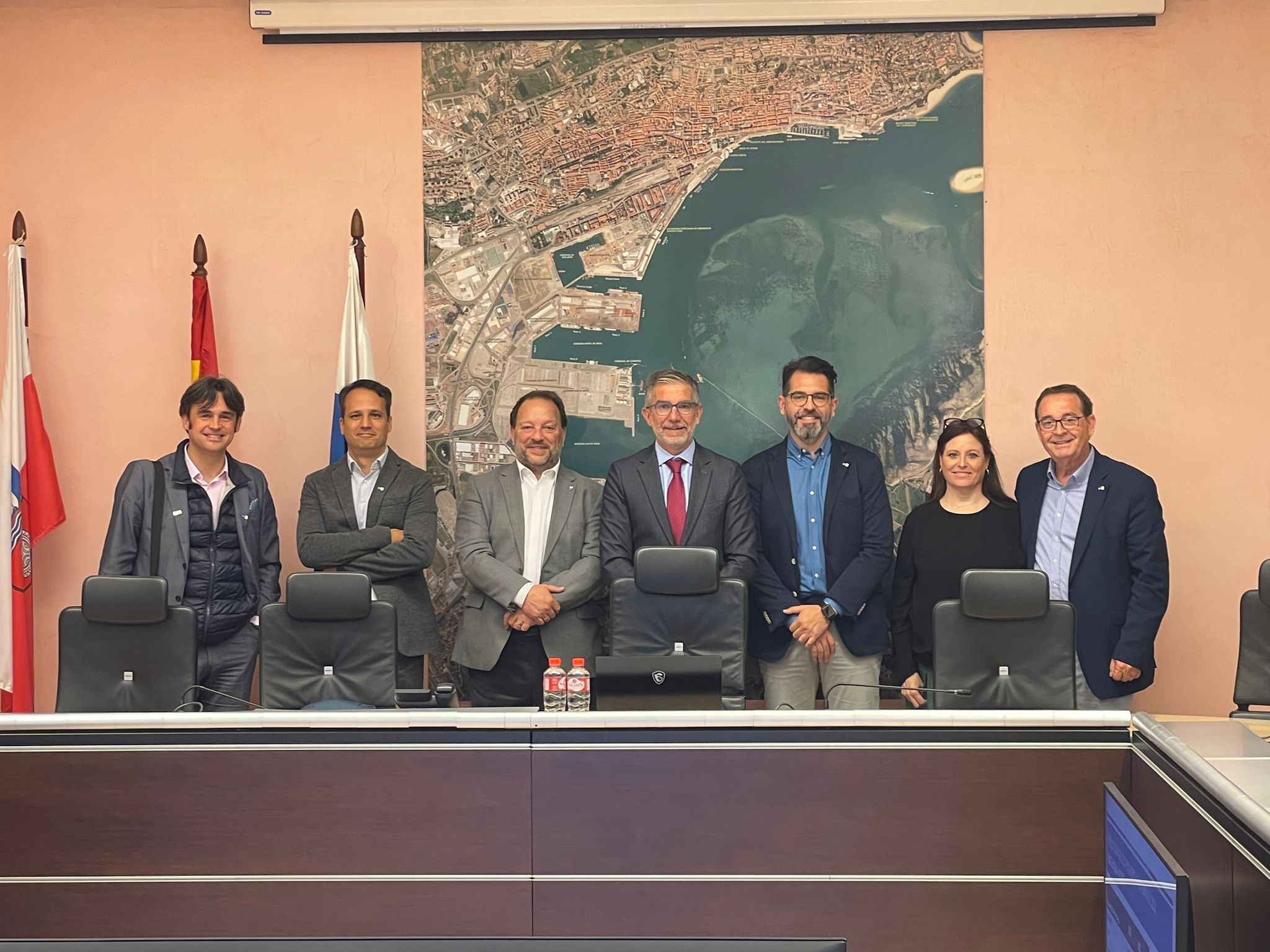 La AET visitó Puerto de Santander y la terminal de Graneles Agroalimentarios de Cobasa