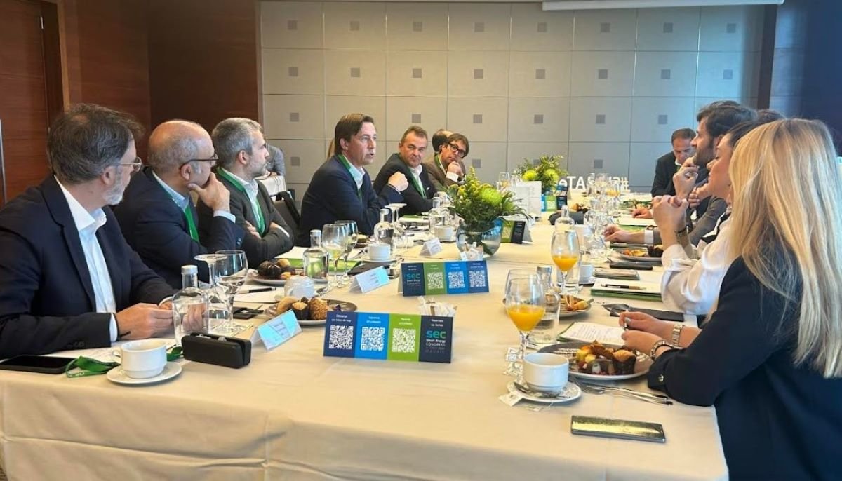 Desayuno-Coloquio: Claves para la Sostenibilidad en Logística y Transporte, Reveladas por la Plataforma enerTIC.org